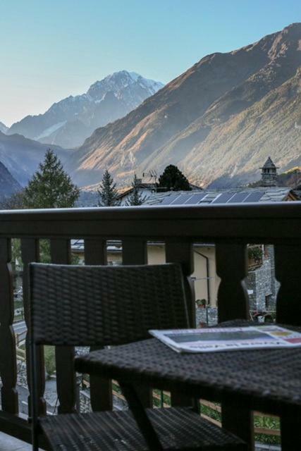 Appartamento Monte Bianco Ла Сале Екстериор снимка